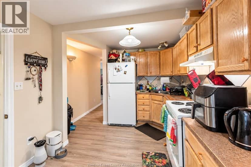 2176 McDougall — photo 7 of 20