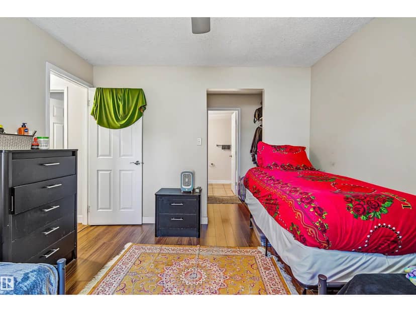#101 9010 106 AV NW, Edmonton, photo 3