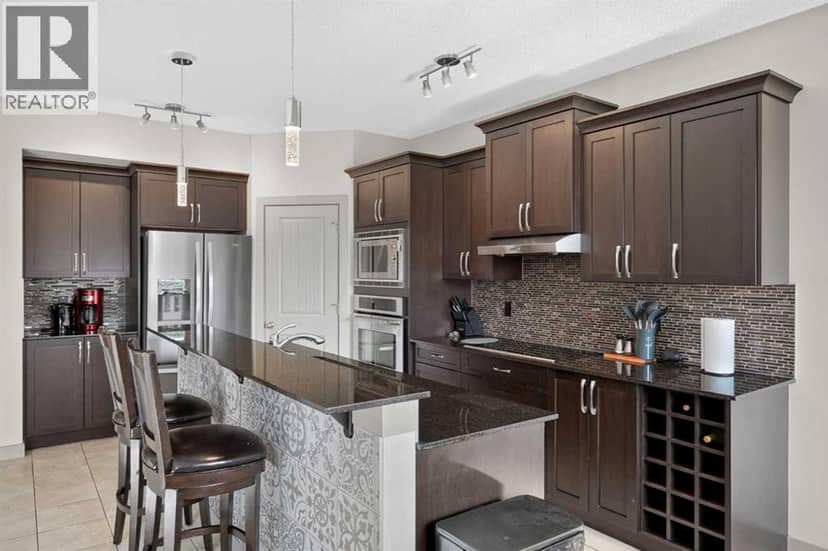 166 Hillcrest Circle SW, Airdrie, photo 7