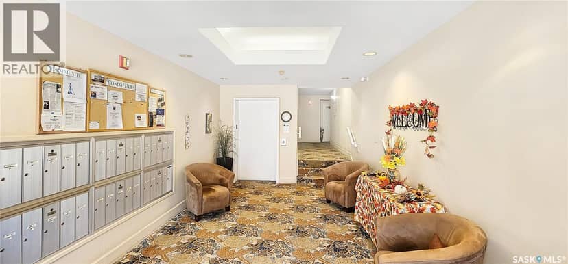 103 230 Lister Kaye CRESCENT — photo 19 of 21