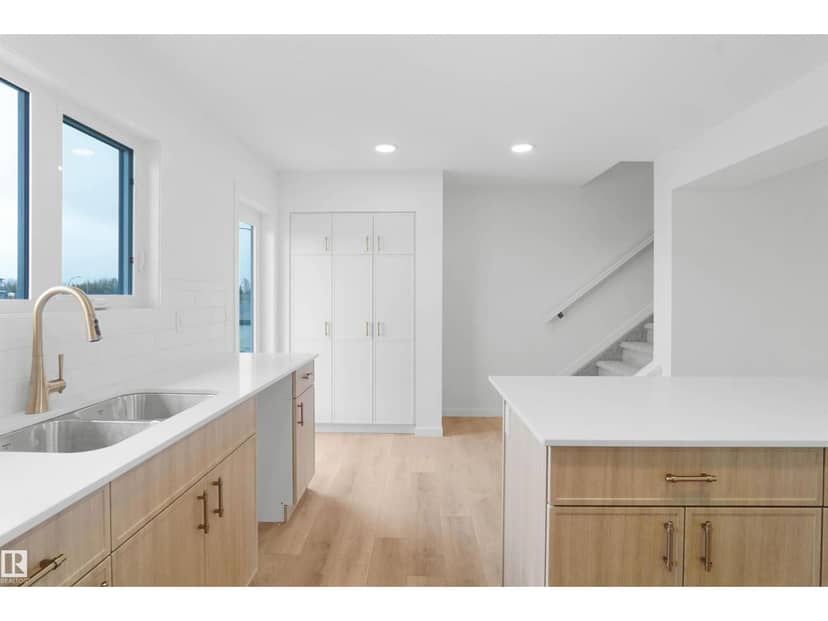 2718 Alces WY SW — photo 18 of 33