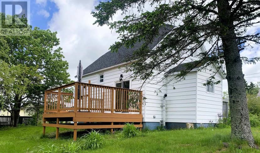 9 Clarke Street, Springhill, photo 4