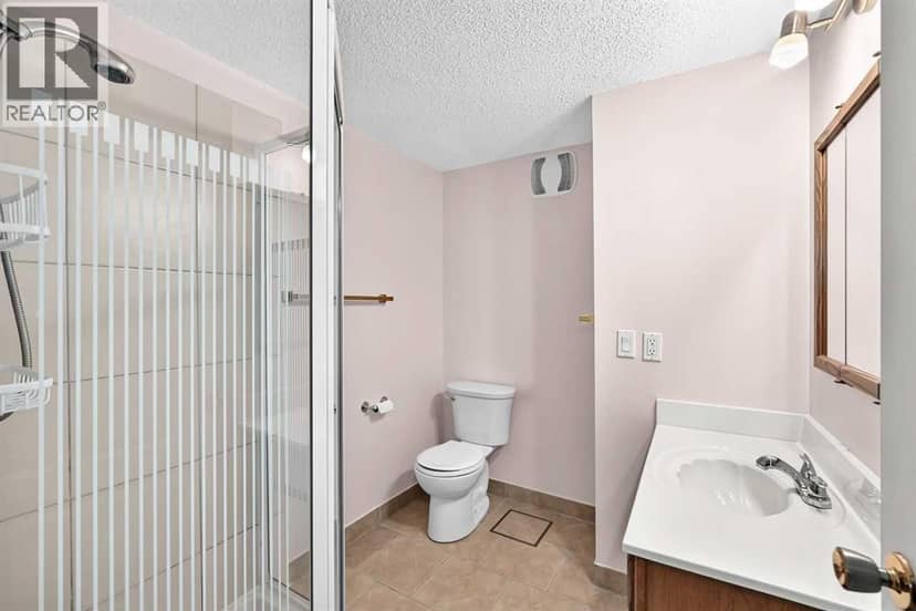 351 Cedarpark Drive SW — photo 34 of 40