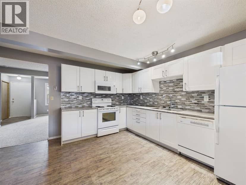 B, 4 Manning Street — photo 17 of 36