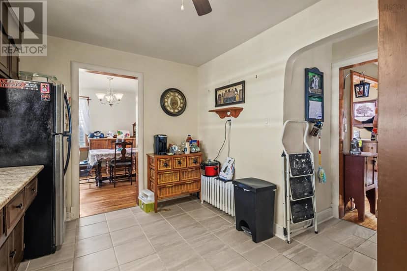 87 Harold Street — photo 10 of 29