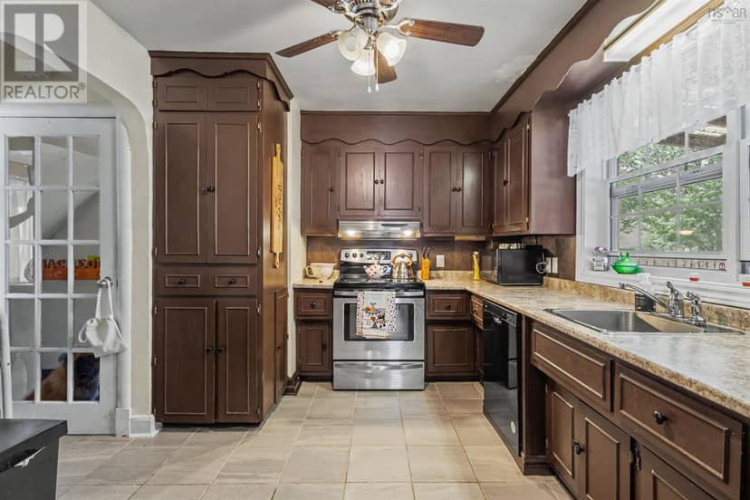 87 Harold Street — photo 9 of 29