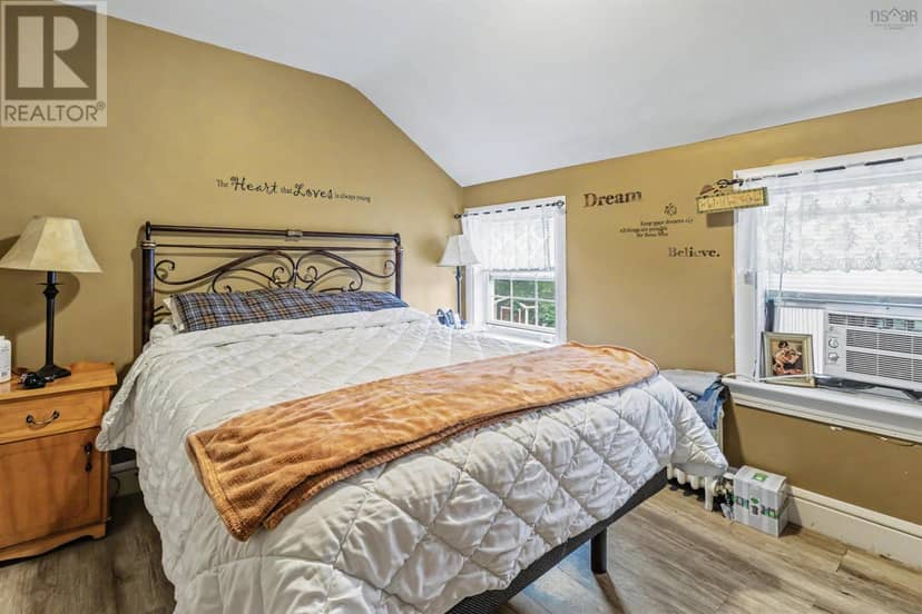 87 Harold Street — photo 17 of 29