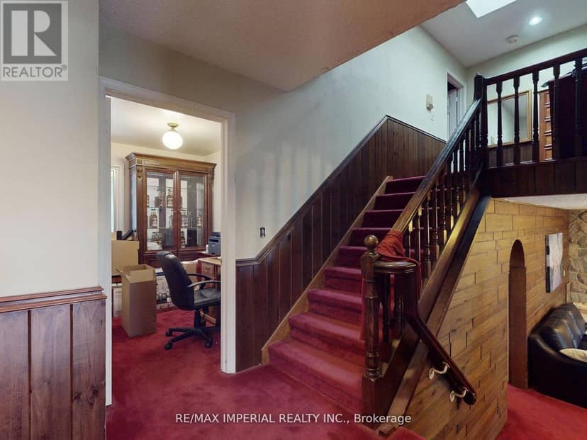 22 Ratcliff Road — photo 17 of 32