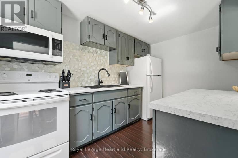 20 William Street S — photo 9 of 26