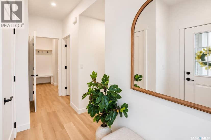 667 Henry Dayday ROAD — photo 4 of 32