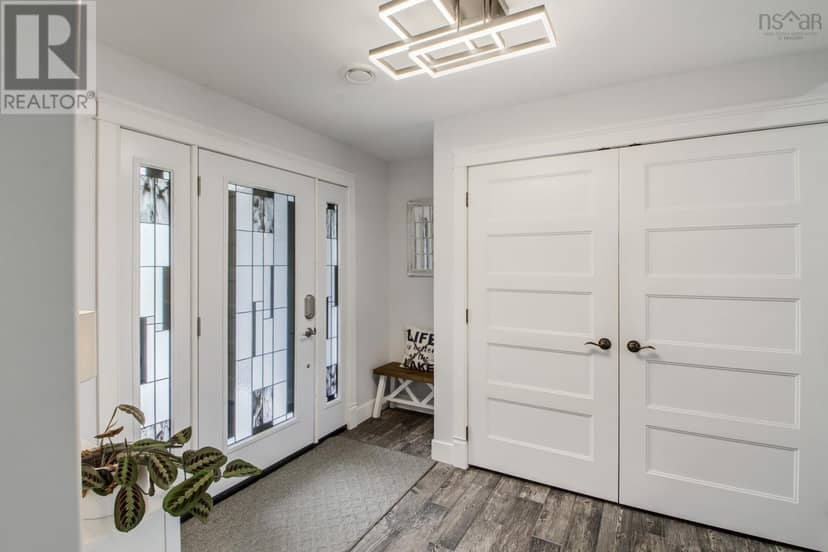 405 Townshipline Road — photo 6 of 40
