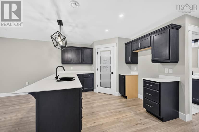 79 SUMMER HILL Place — photo 3 of 40