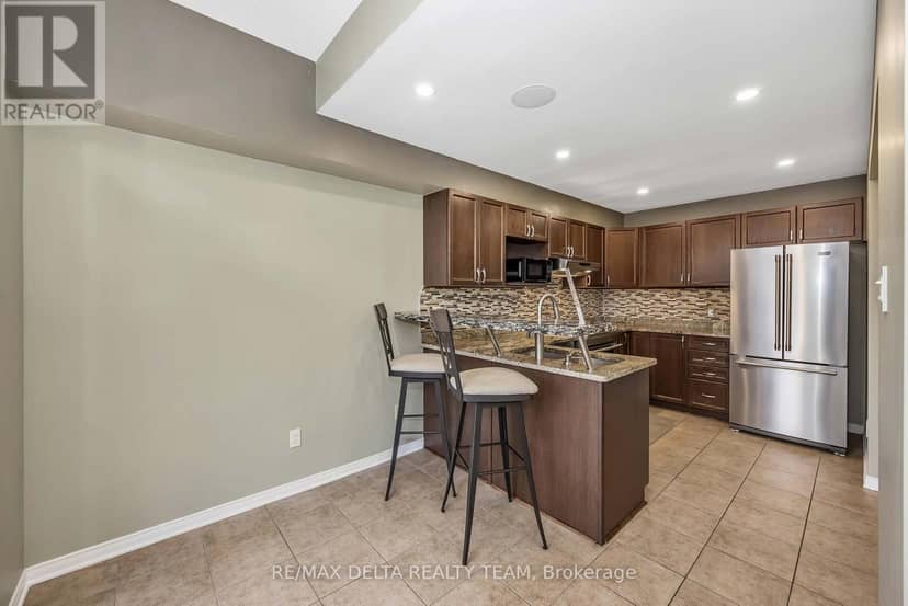 253 Cityview Crescent — photo 15 of 40