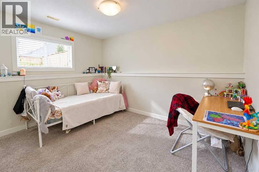 422 11 Street — photo 27 of 33