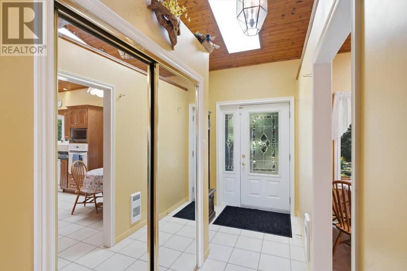 16 Peter's Cove Road — photo 28 of 40