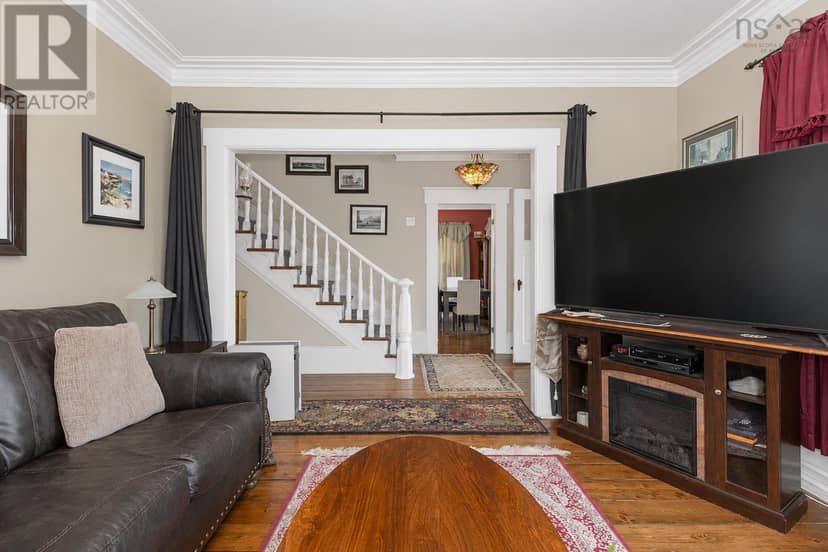 2652 Morien Highway — photo 13 of 38