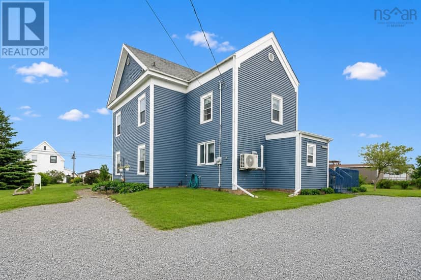 2652 Morien Highway, Port Morien, photo 4