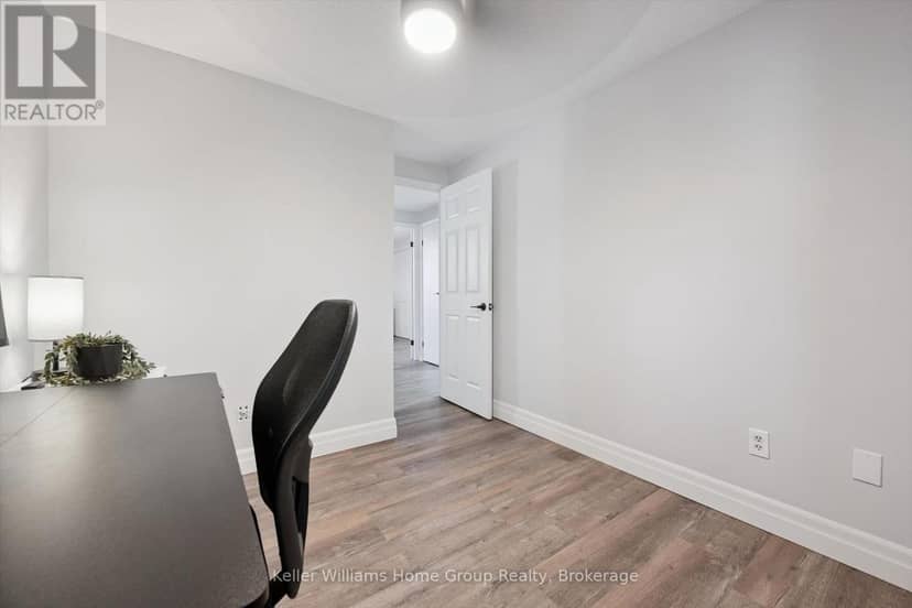 H53 - 223 Pioneer Drive W — photo 26 of 40