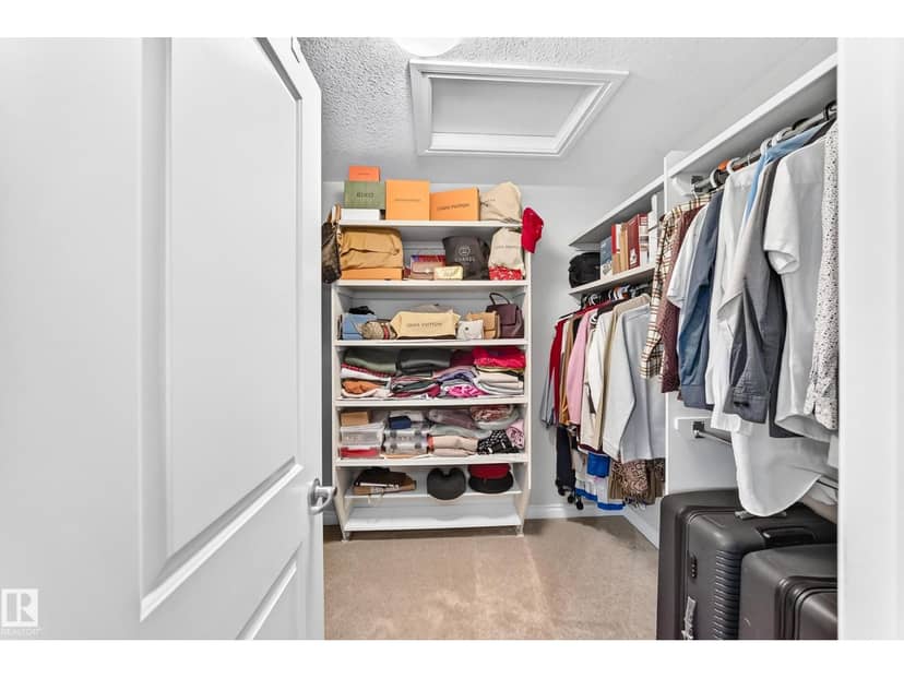 3179 Winspear Cr SW — photo 30 of 40