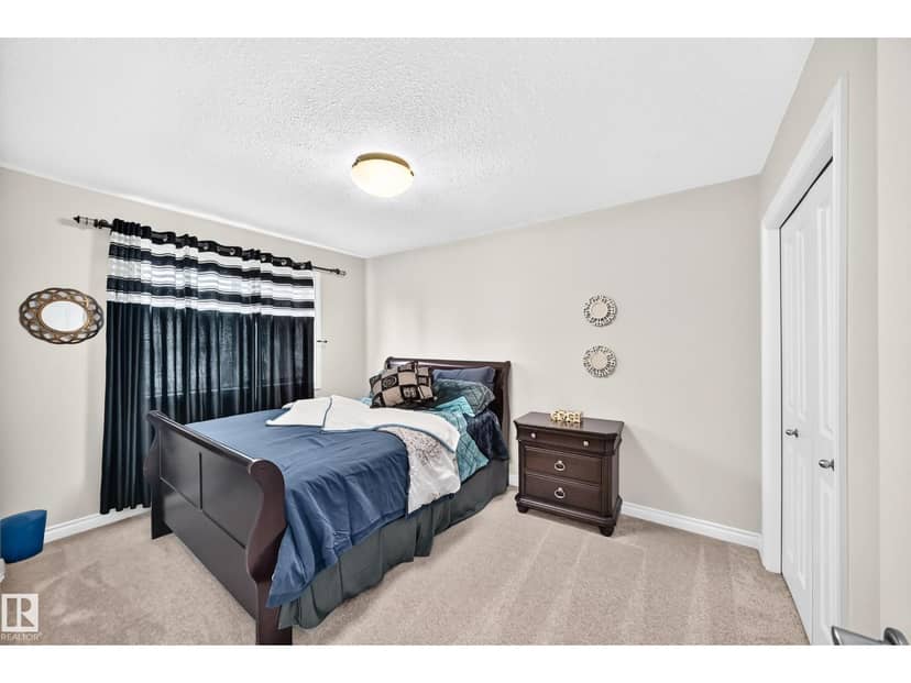 3179 Winspear Cr SW — photo 35 of 40