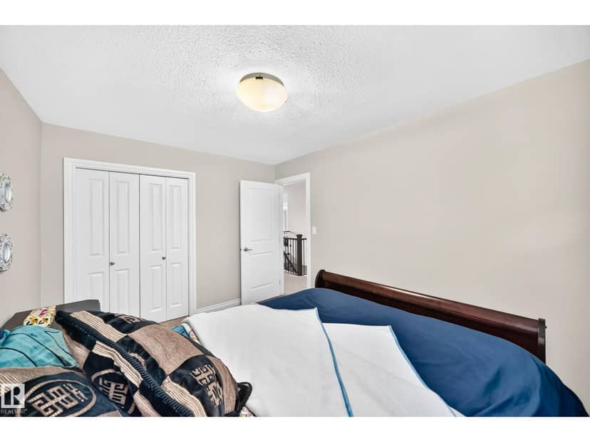 3179 Winspear Cr SW — photo 36 of 40