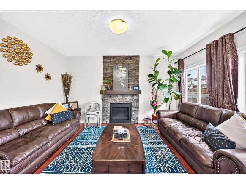 3179 Winspear Cr SW — photo 16 of 40