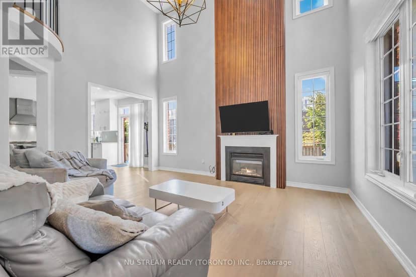 30 Pinecrest Street — photo 11 of 40