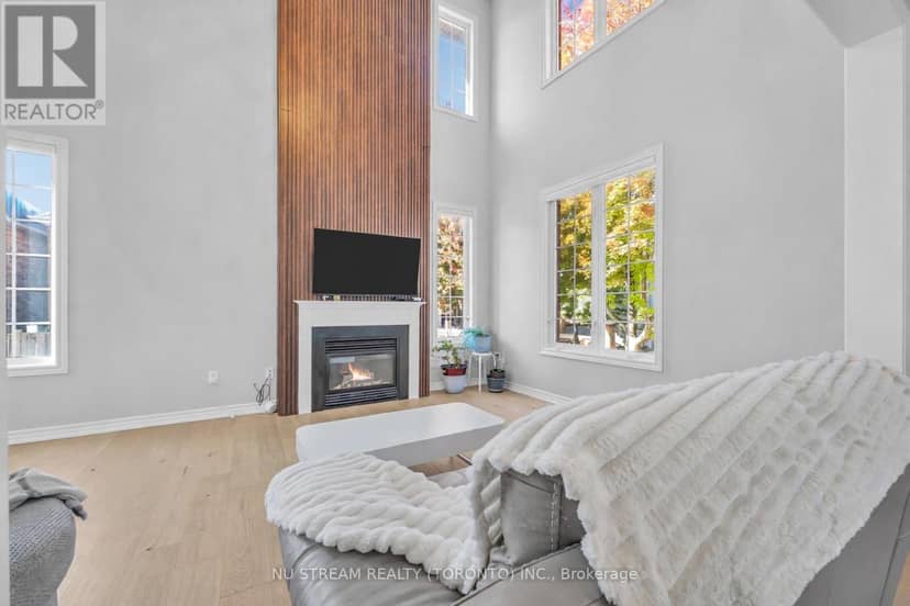 30 Pinecrest Street — photo 9 of 40