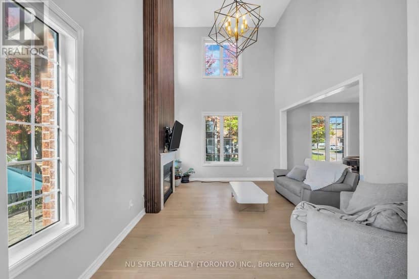 30 Pinecrest Street — photo 10 of 40