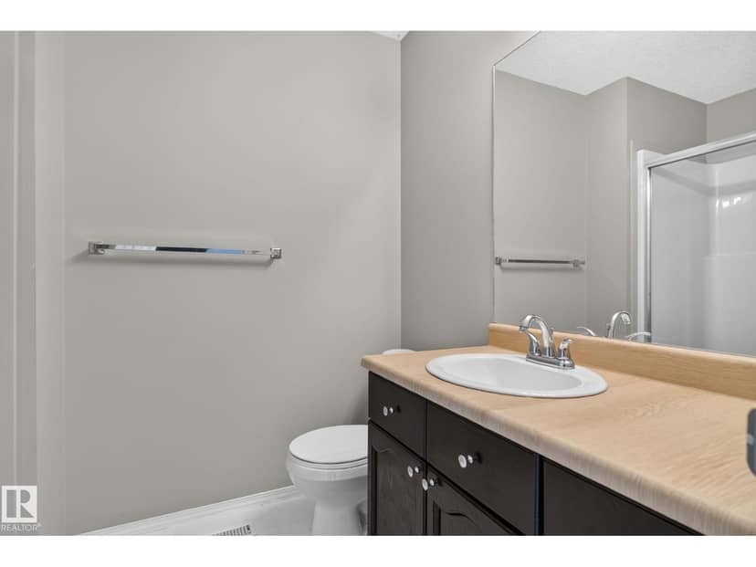 8923 173 AV NW — photo 34 of 40