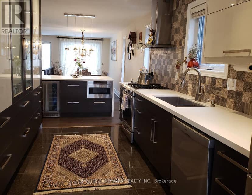 22 Coreydale Court, Toronto, photo 6