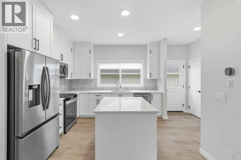 2213 Bayview Drive SW, Airdrie, photo 3