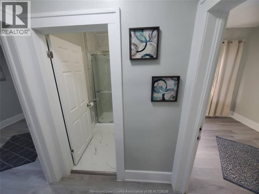 3587 Bloomfield — photo 18 of 40