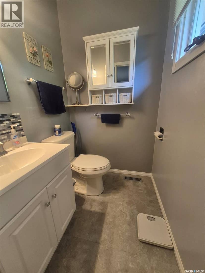 209 Baldwin STREET — photo 23 of 40