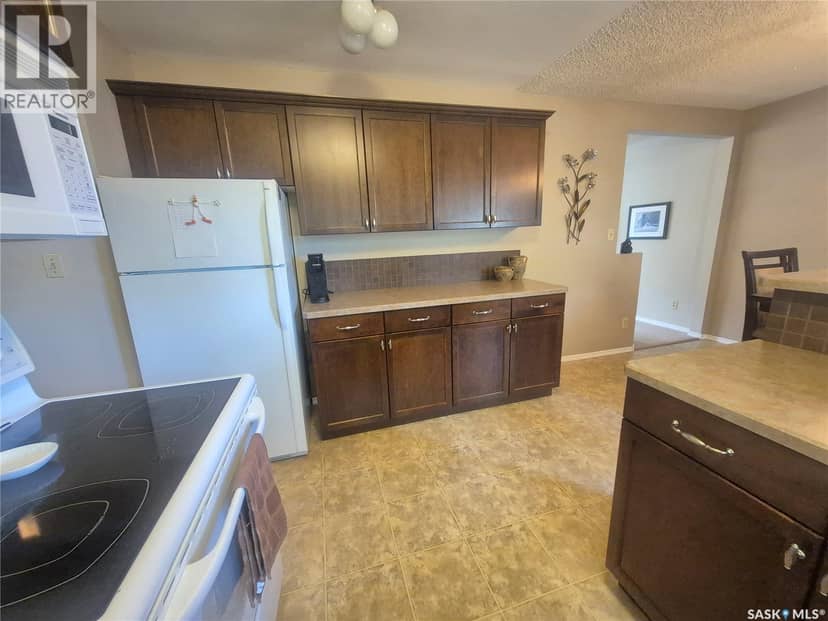 209 Baldwin STREET — photo 5 of 40