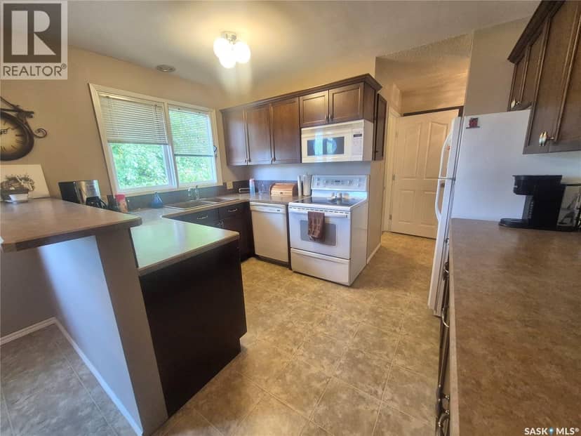 209 Baldwin STREET — photo 9 of 40