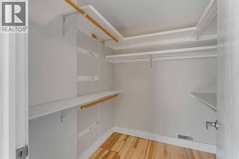 707 East Lakeview Road — photo 23 of 40