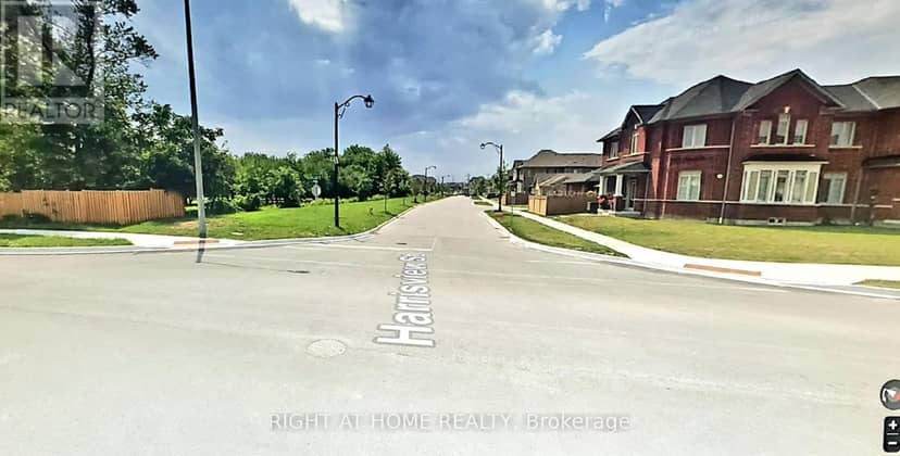 157 Harrisview Street W — photo 1 of 2