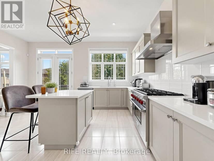 18 Rossini Drive — photo 23 of 40