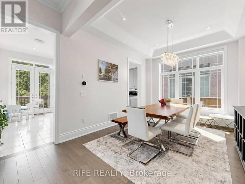 18 Rossini Drive, Richmond Hill, photo 8