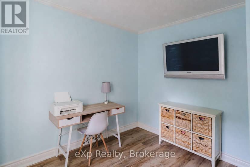 590 7th Street E — photo 6 of 24