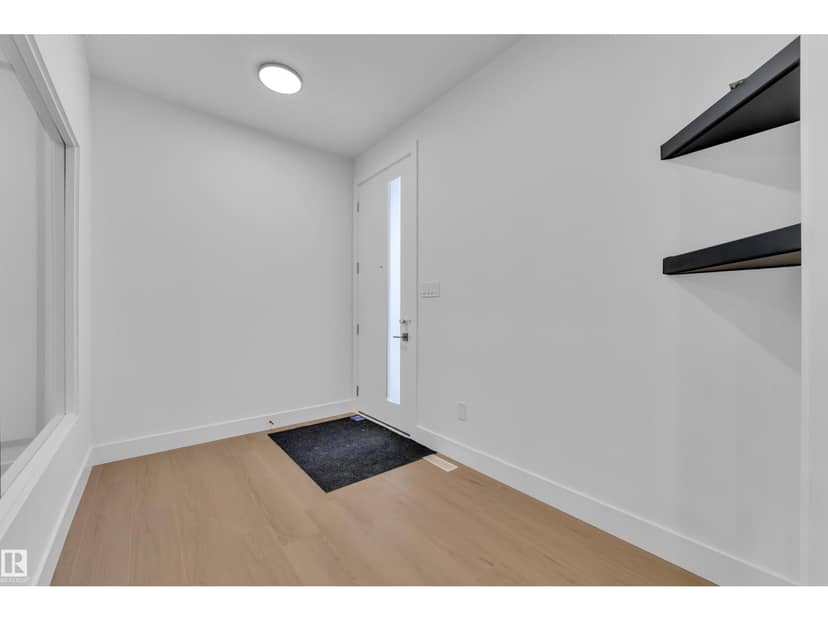 741 Astoria Wy, Devon, photo 6
