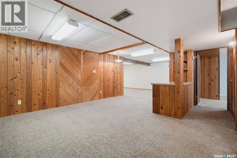 1513 Argyle AVENUE — photo 26 of 40