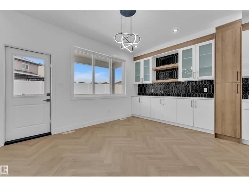 737 Astoria Wy — photo 12 of 40