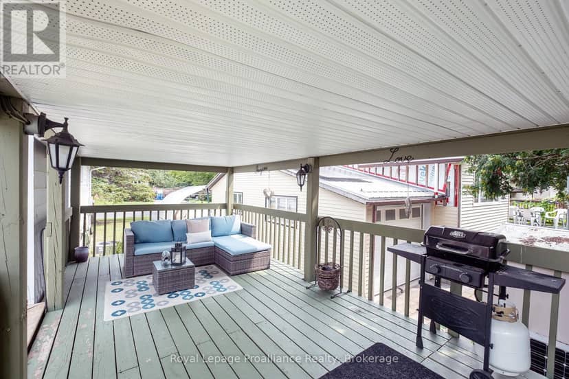 115 Nicholas Street — photo 28 of 32