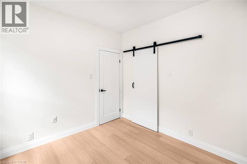 203 BROCK Street — photo 10 of 40