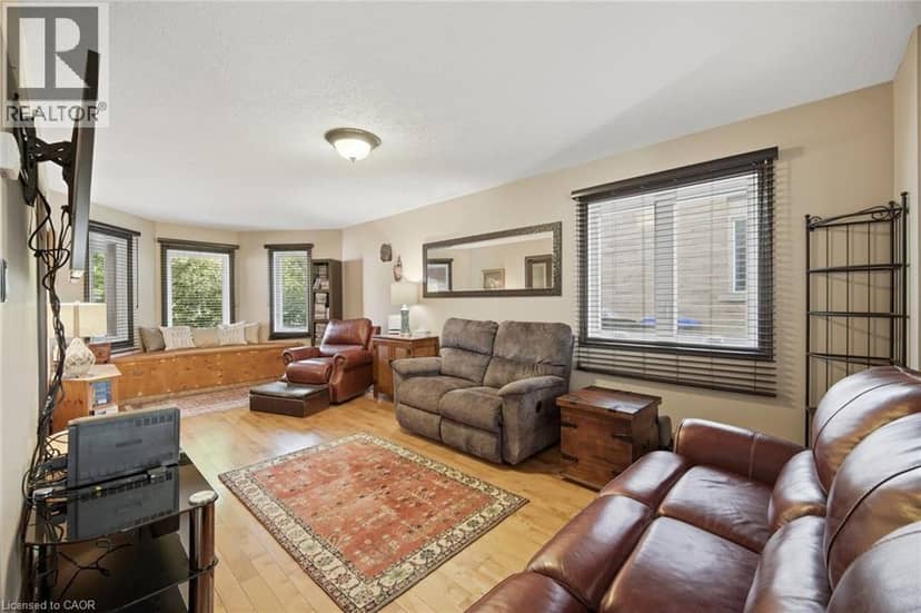 46 MAGANI Avenue — photo 12 of 40