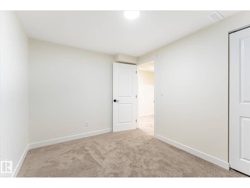 18307 66 AV NW — photo 36 of 40