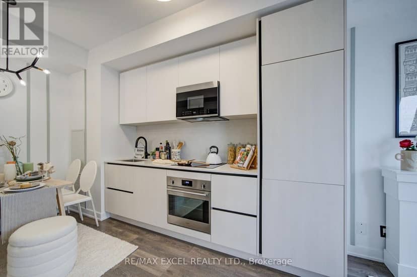 2708 - 108 Peter Street — photo 12 of 40