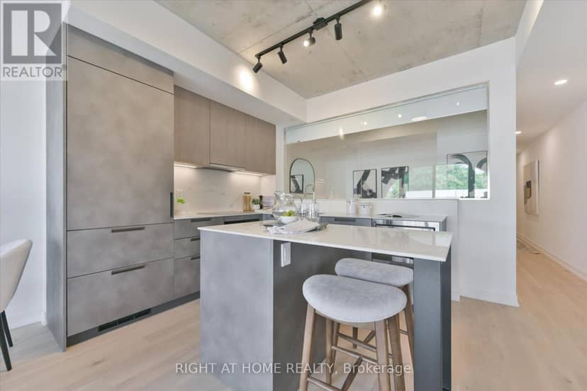 404 - 761 Queen Street E — photo 11 of 36